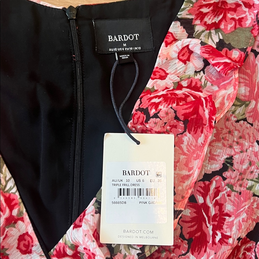 BARDOT Triple Frill Dress Color: Pink Gardenia Size 6 NWT - Picture 6 of 10